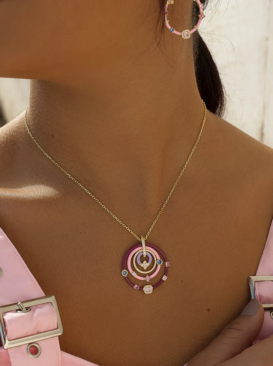 Collares Con Piedras | LINEARGENT Collares con piedras formados por círculos de esmalte