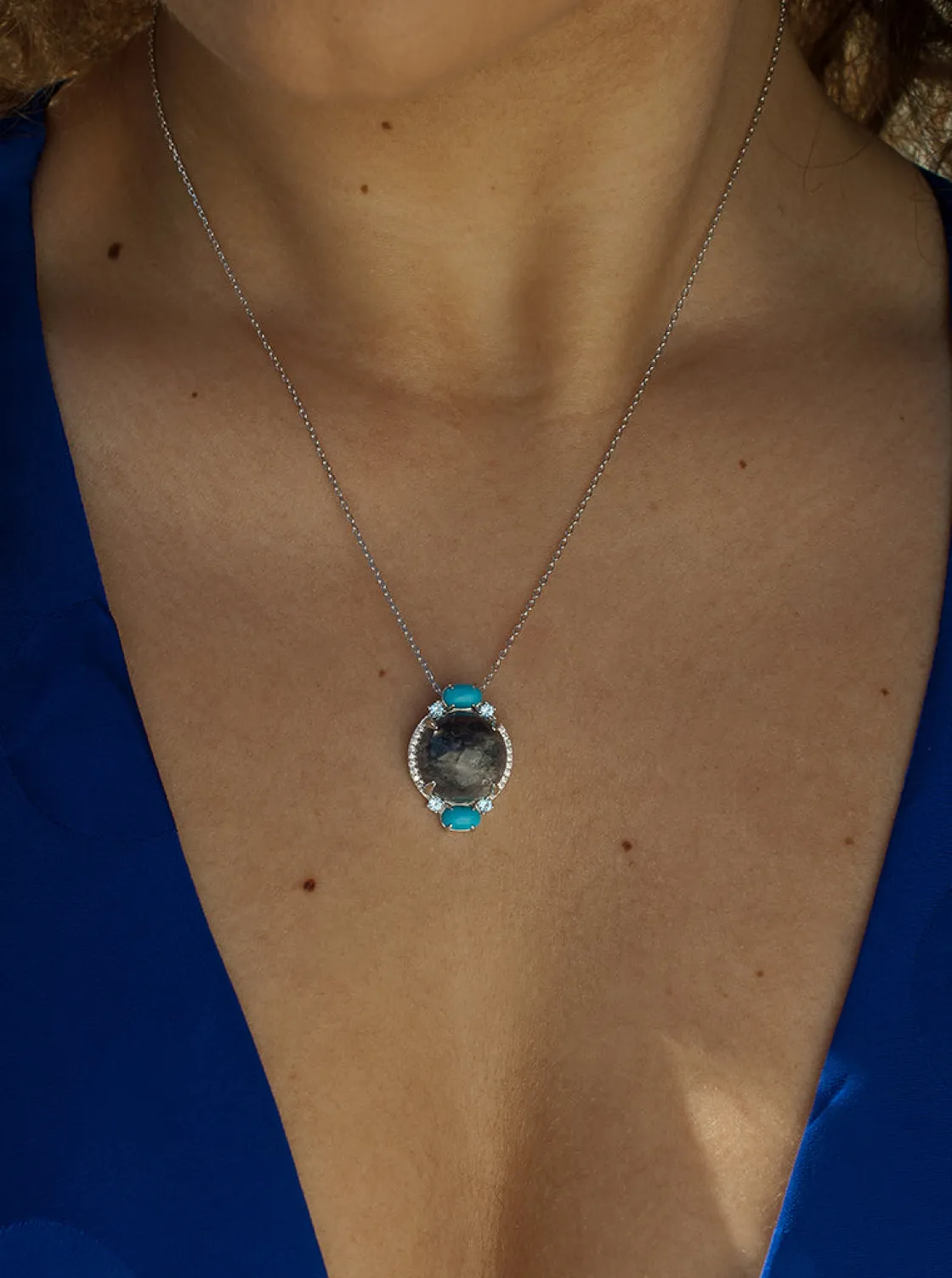 Collares Con Piedras | LINEARGENT Collares con piedras naturales diseño circular con circonitas