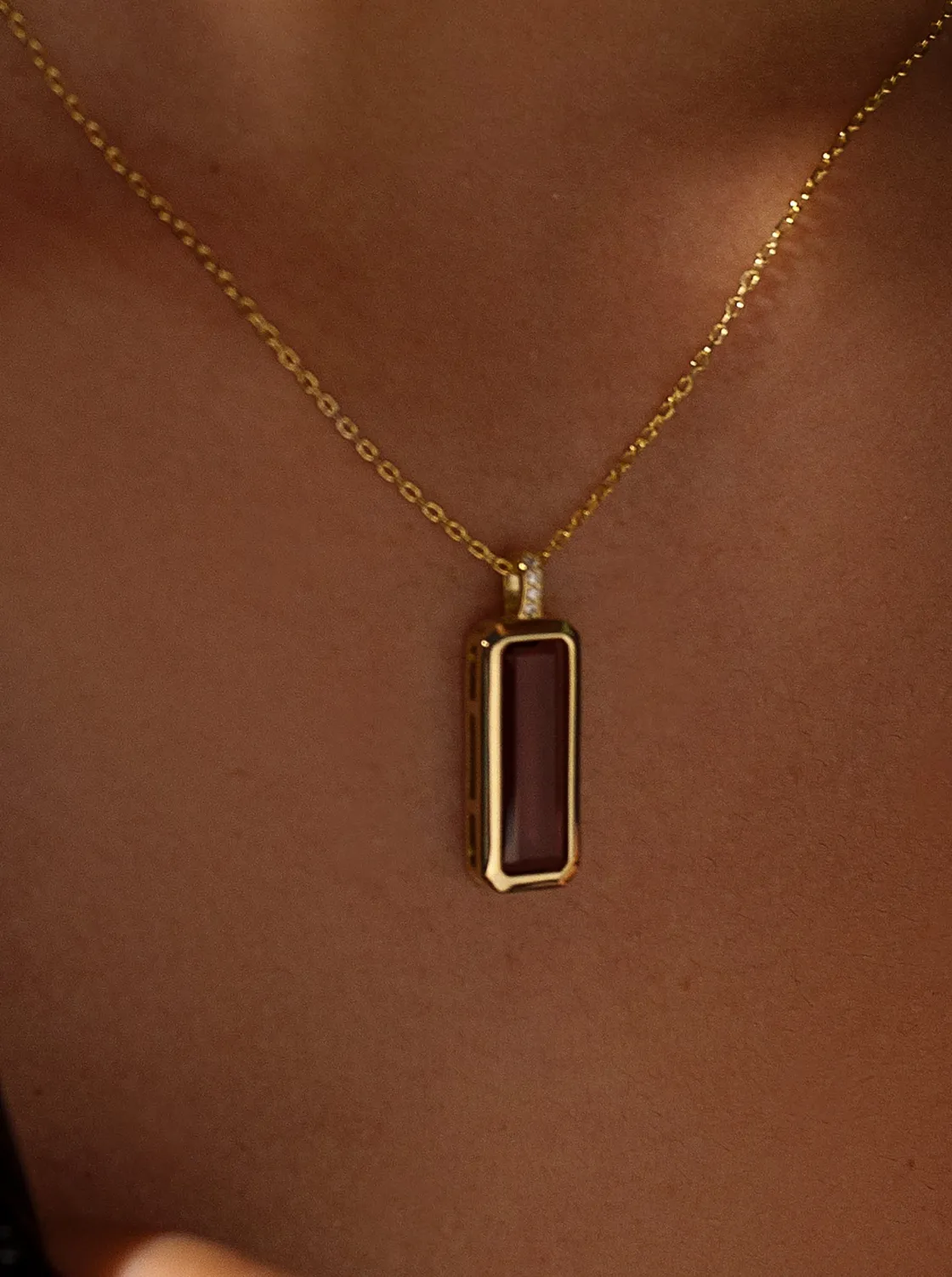 Colgantes Pequeños | LINEARGENT Collares con piedras talla radiante tono rosa