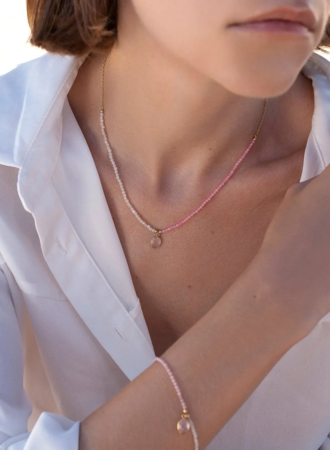 Collares Con Piedras | Collares Cortos | LINEARGENT Collares cortos diseño de bolas y charm de cuarzo rosa