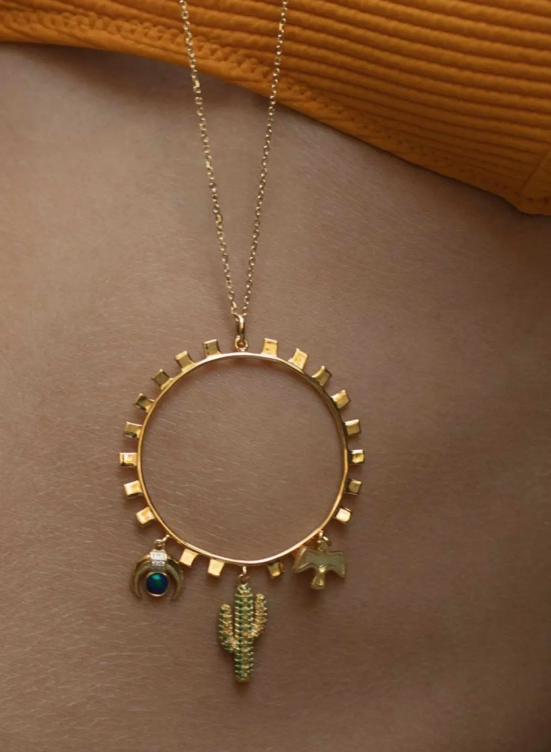 Colgantes Plata Grandes | Collares Largos | LINEARGENT Collares de plata grandes diseño circular cactus