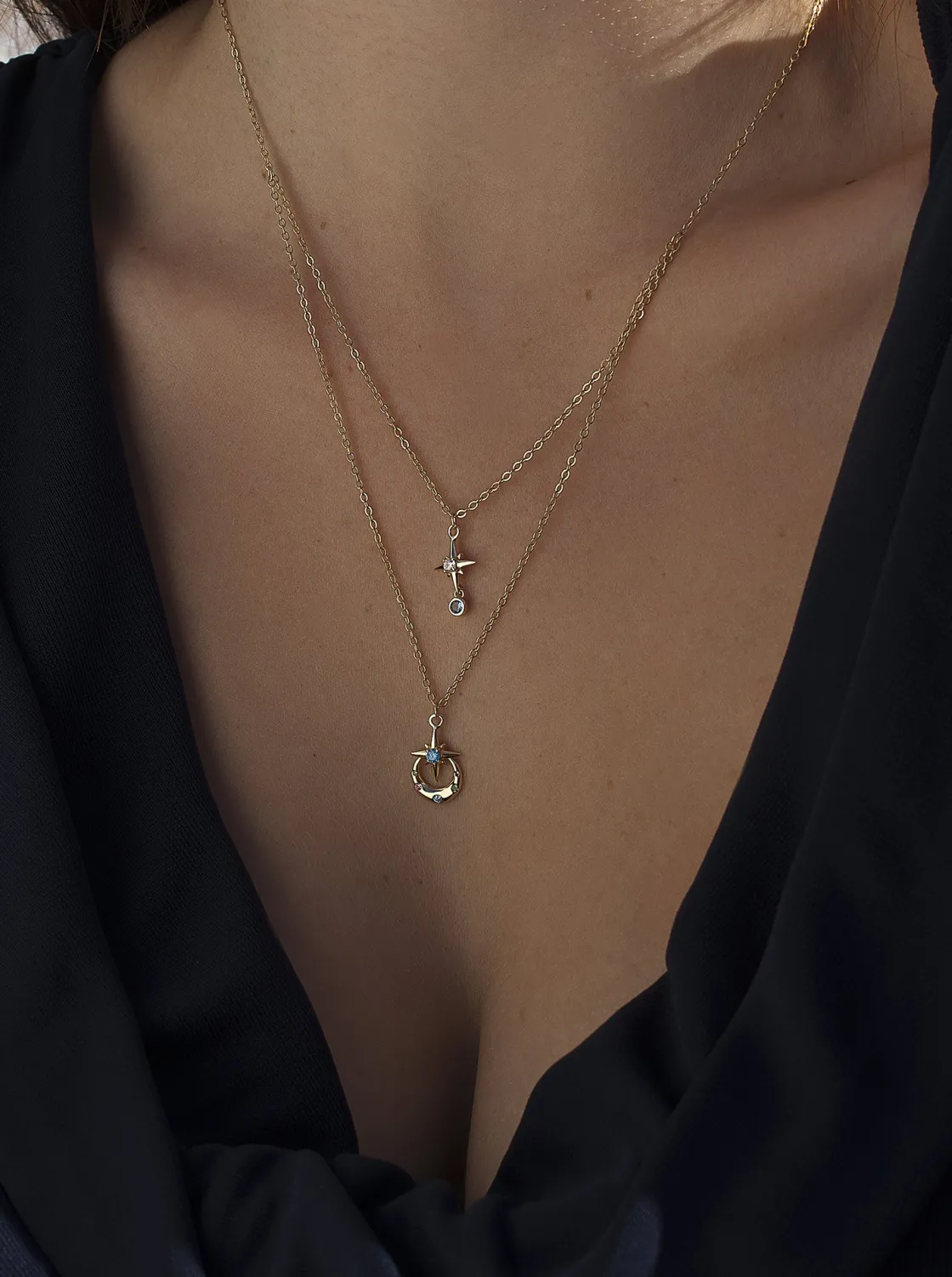 Collares Dobles | LINEARGENT Collares dobles de plata bañada en oro diseño universo