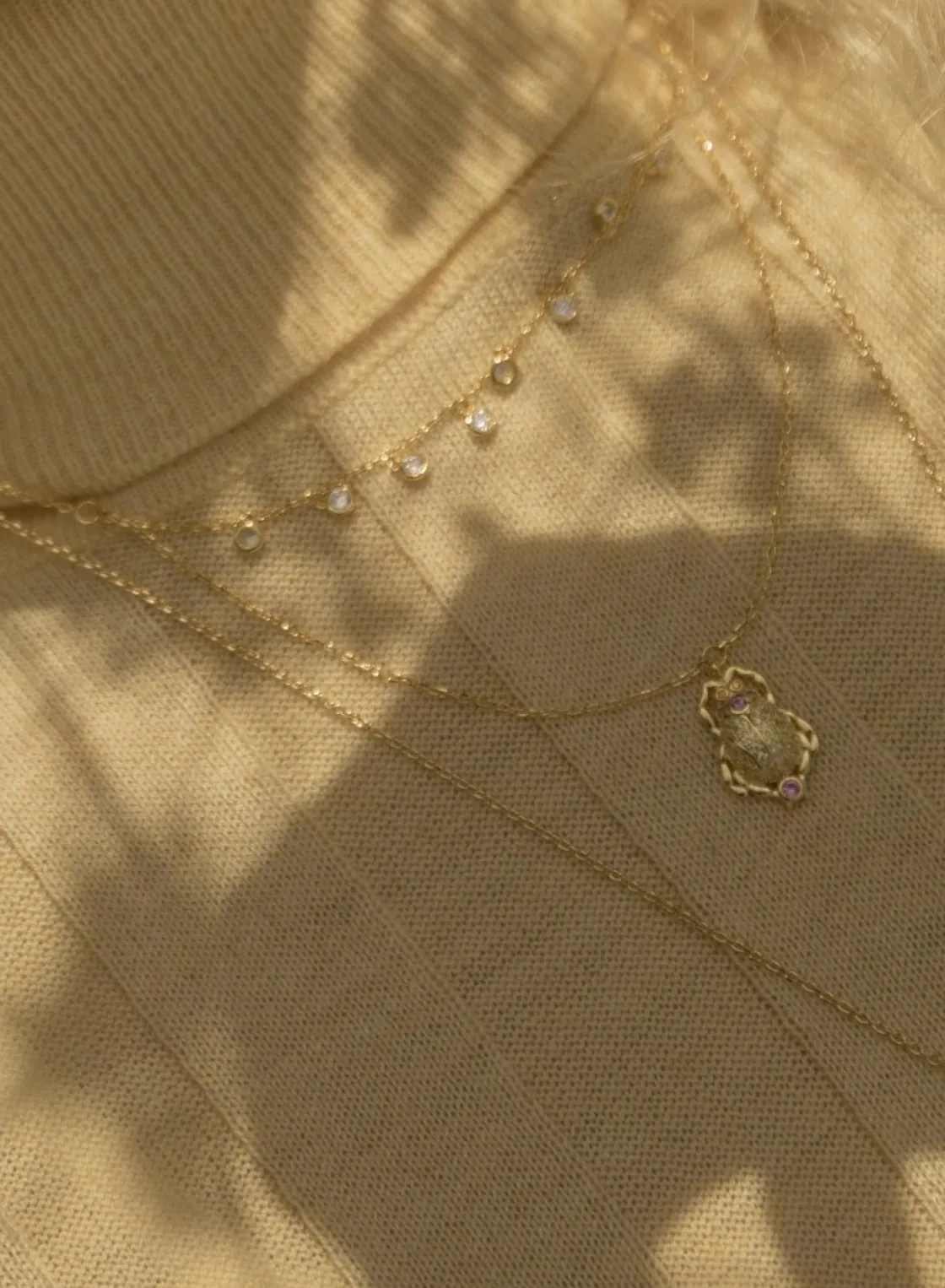 Collares Dobles | LINEARGENT Collares dobles de plata baño en oro diseño escarabajo