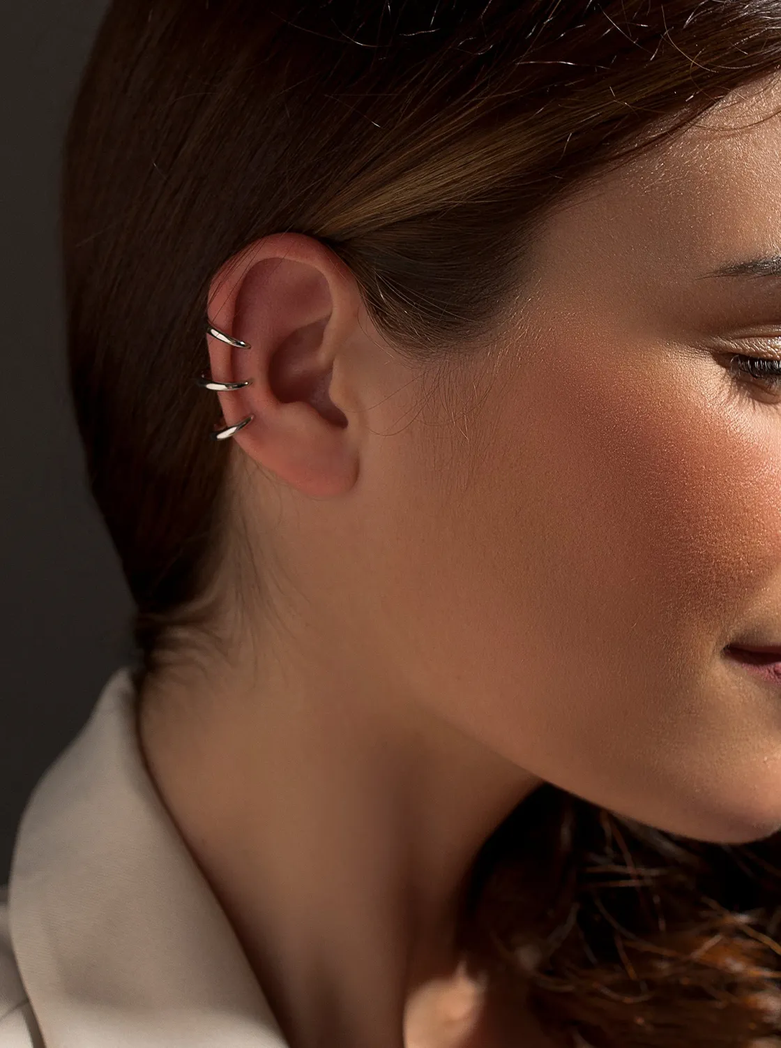 Ear Cuff | LINEARGENT Ear cuff formado por tres aros en plata lisa