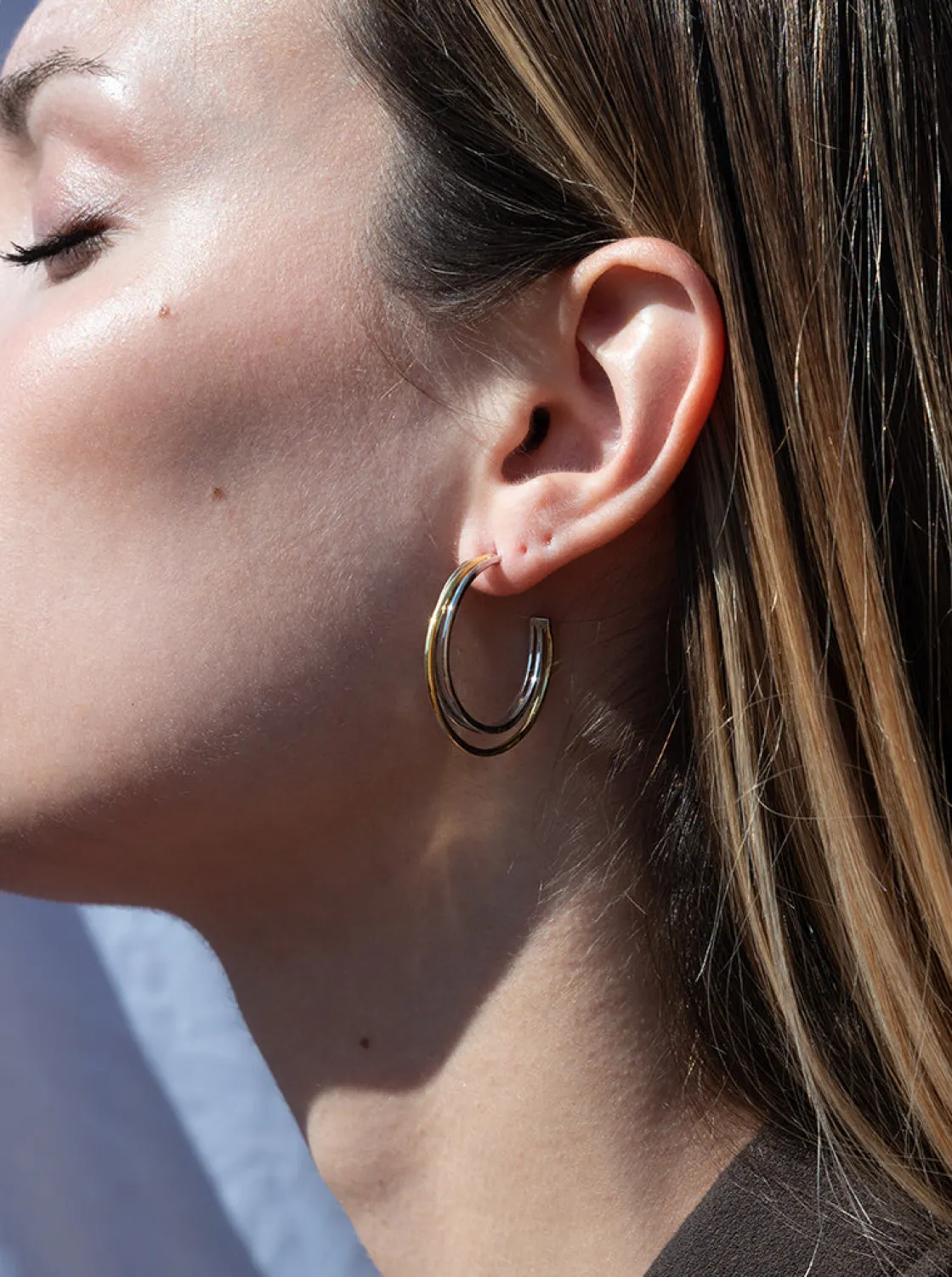 Pendientes Bicolor | Pendientes Aro | LINEARGENT Pendientes aro bicolor con tres railes medida mediana
