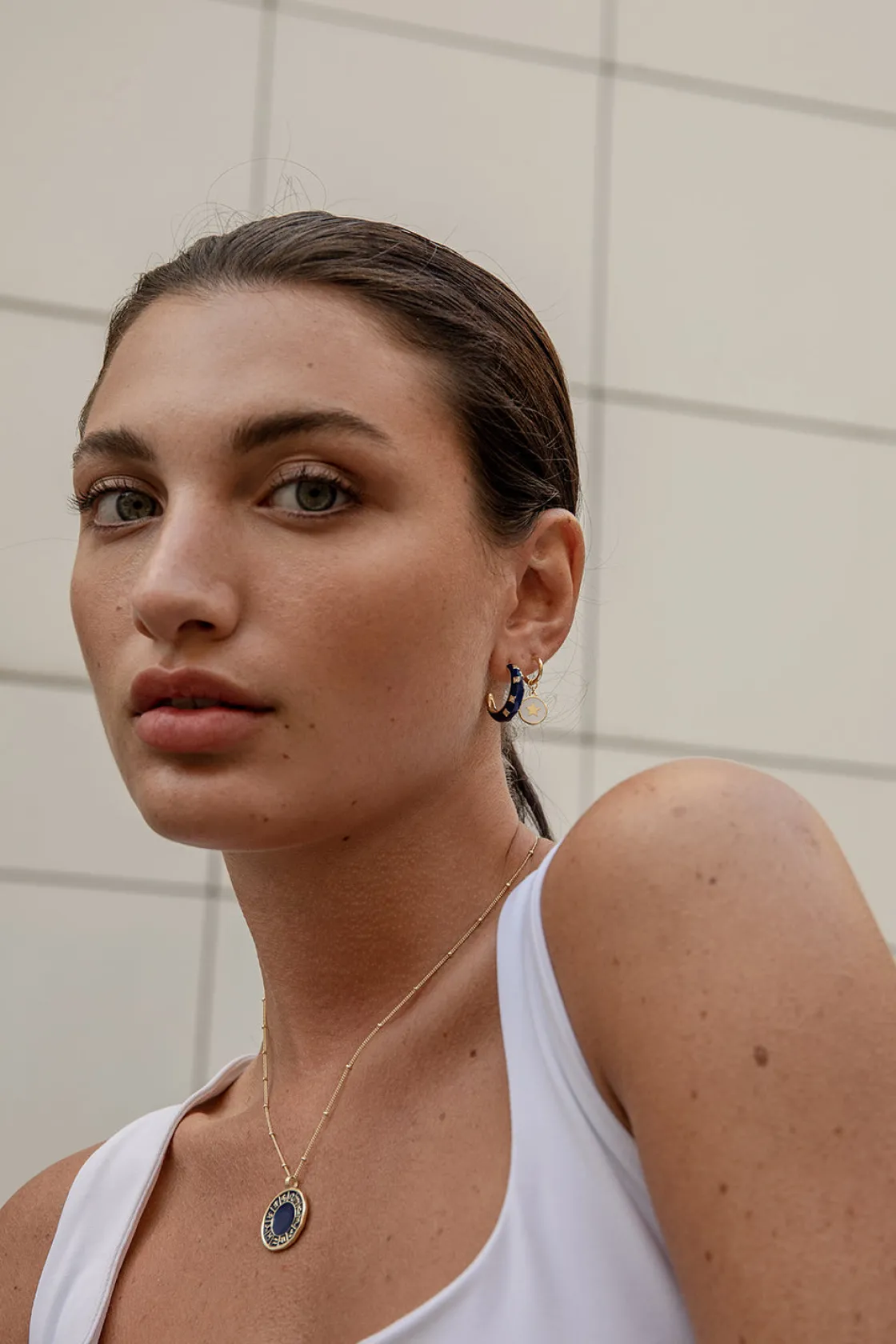 Pendientes Con Colgantes | LINEARGENT Pendientes aro con colgante plata estrella blanca