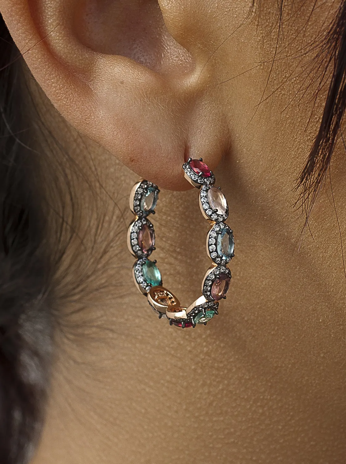 Pendientes De Piedras De Colores | Pendientes Aro | LINEARGENT Pendientes aro con piedras multicolores de talla oval