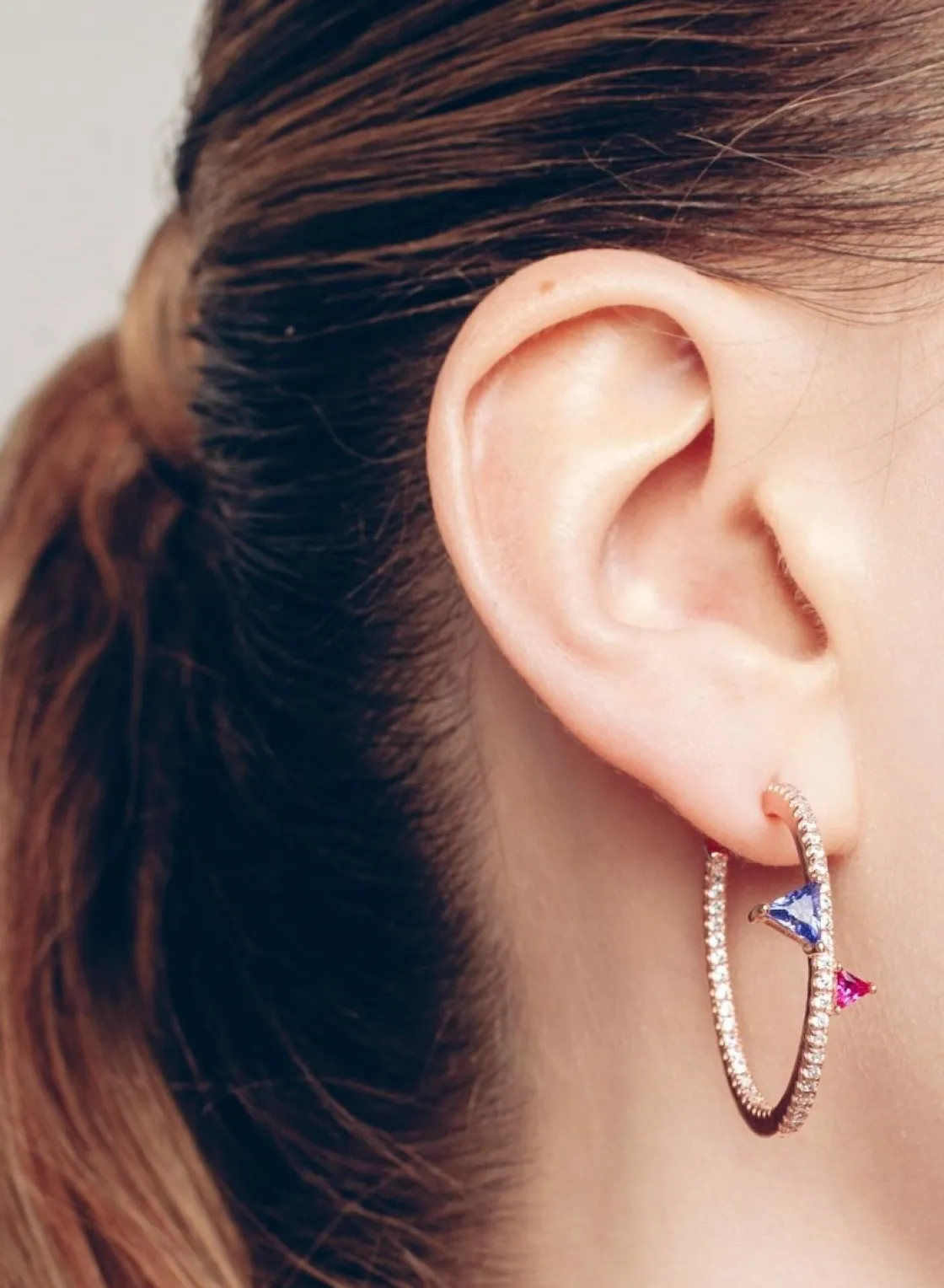 Pendientes Aro | LINEARGENT Pendientes aro originales diseño carril de circonitas y cuarzos adamantinos