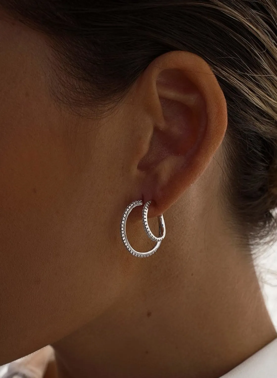 Pendientes Originales | Pendientes Aro | LINEARGENT Pendientes aro originales diseño de doble carril con circonitas
