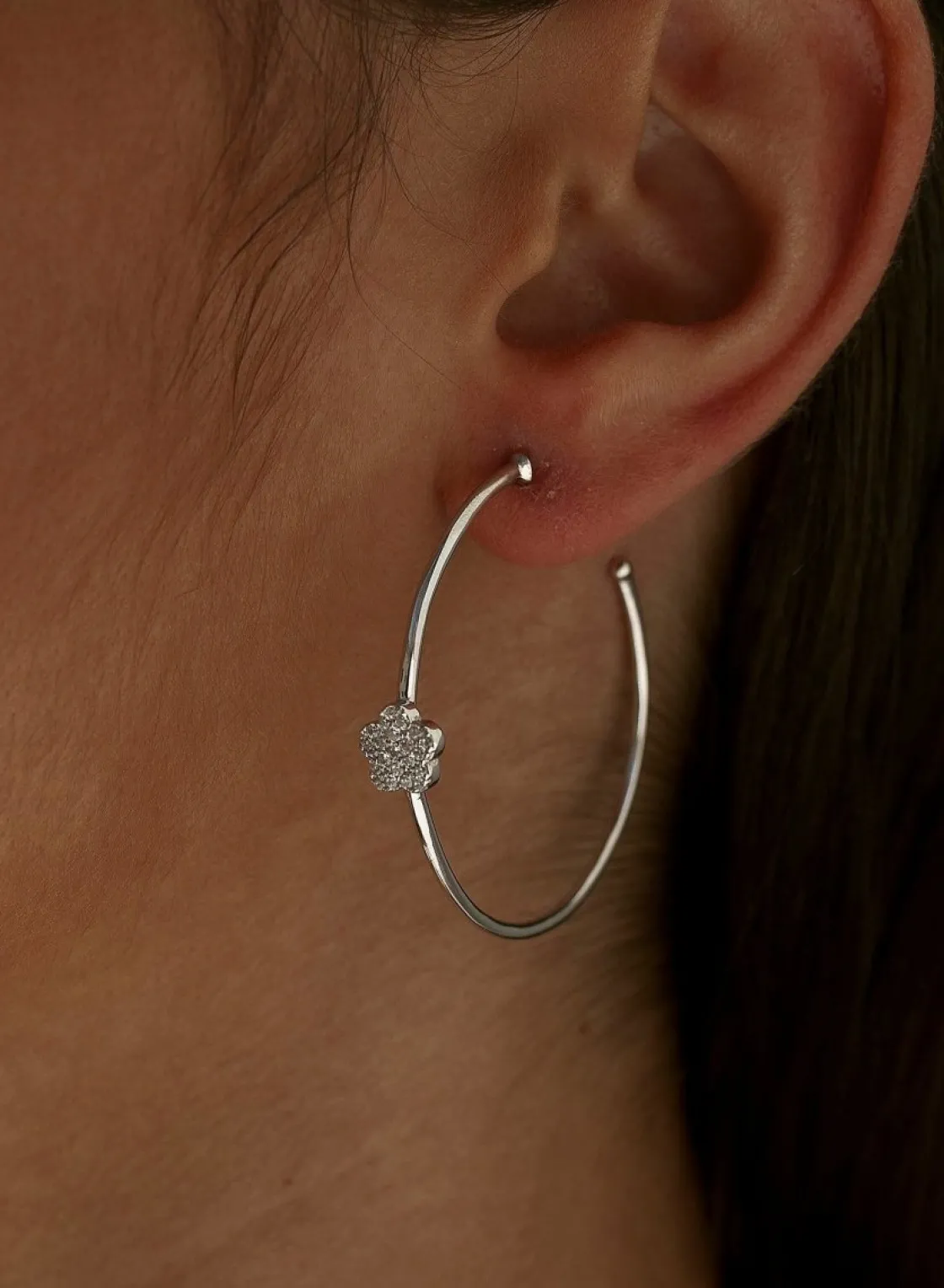 Pendientes Aro | LINEARGENT Pendientes aro plata muy fino con motivo de flor y circonitas