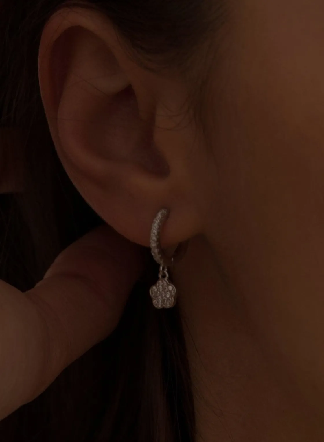 Pendientes Aro | LINEARGENT Pendientes aros con colgantes y charm en forma de flor con circonitas