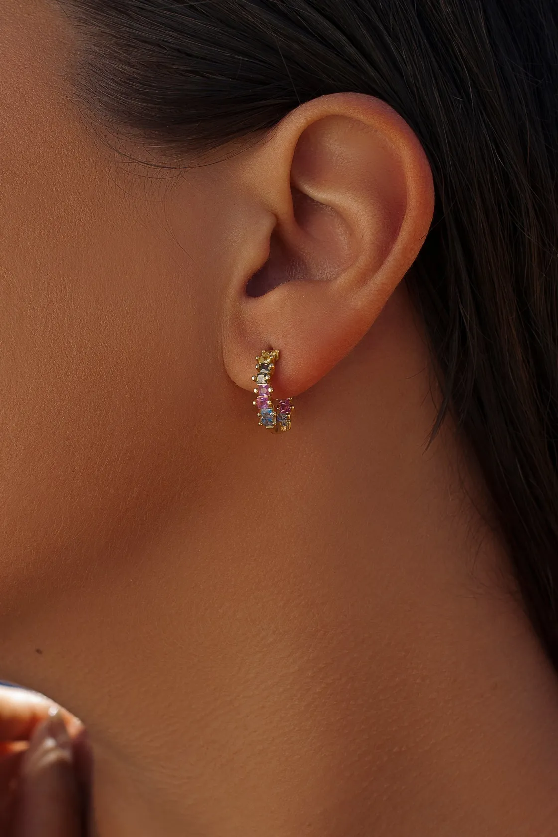 Pendientes De Piedras De Colores | Pendientes Aro | LINEARGENT Pendientes aros con piedras pequeñas multicolores