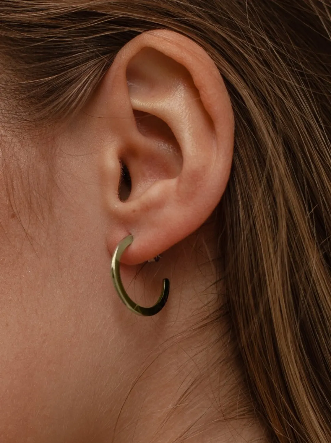 Pendientes Aro | LINEARGENT Pendientes aros medianos clásicos y elegantes estilo plano bañados en oro
