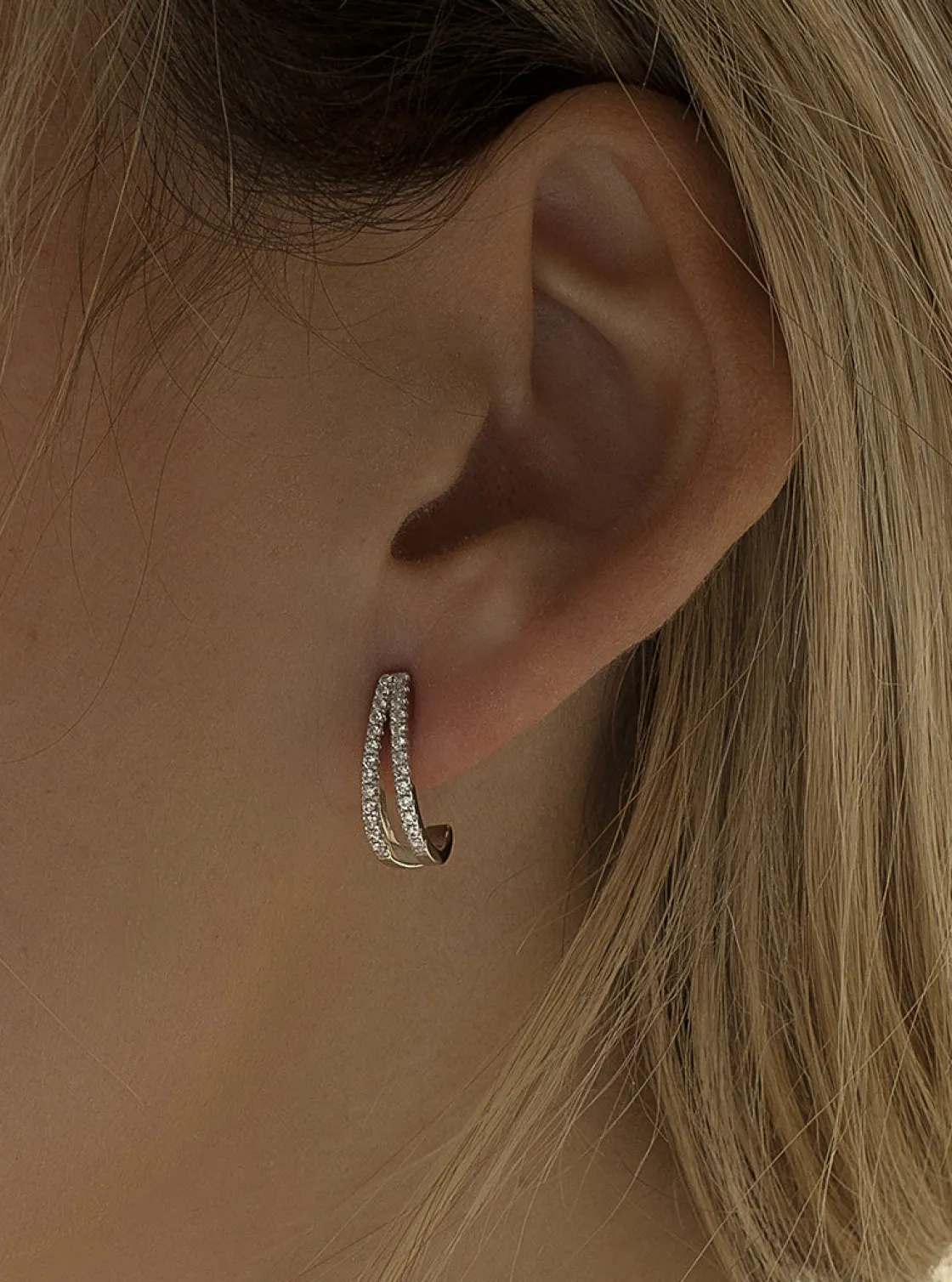 Pendientes Pequeños | Pendientes Aro | LINEARGENT Pendientes aros pequeños diseño raíl de circonitas doble
