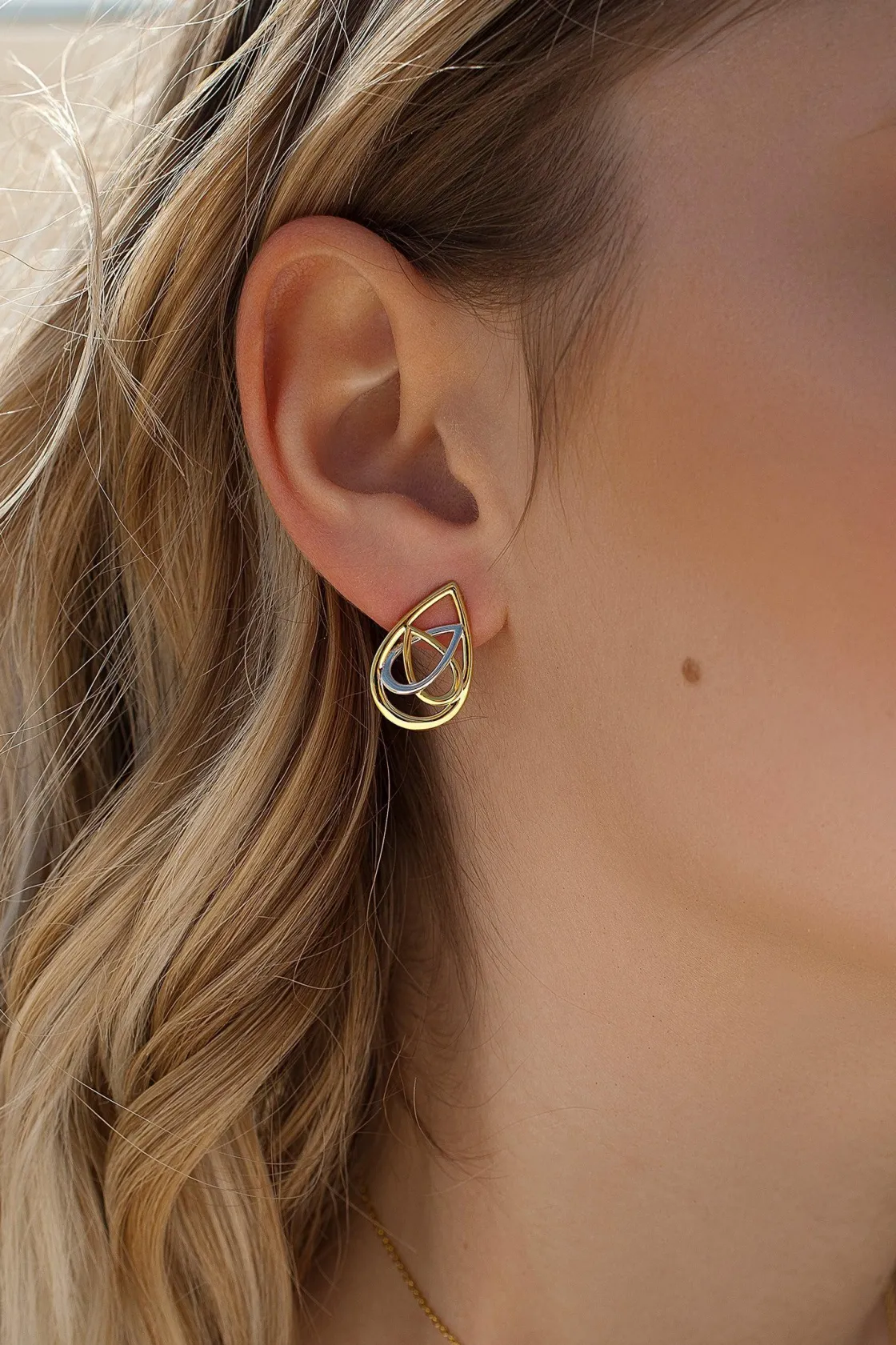 Pendientes Bicolor | LINEARGENT Pendientes bicolor diseño de triple lágrima