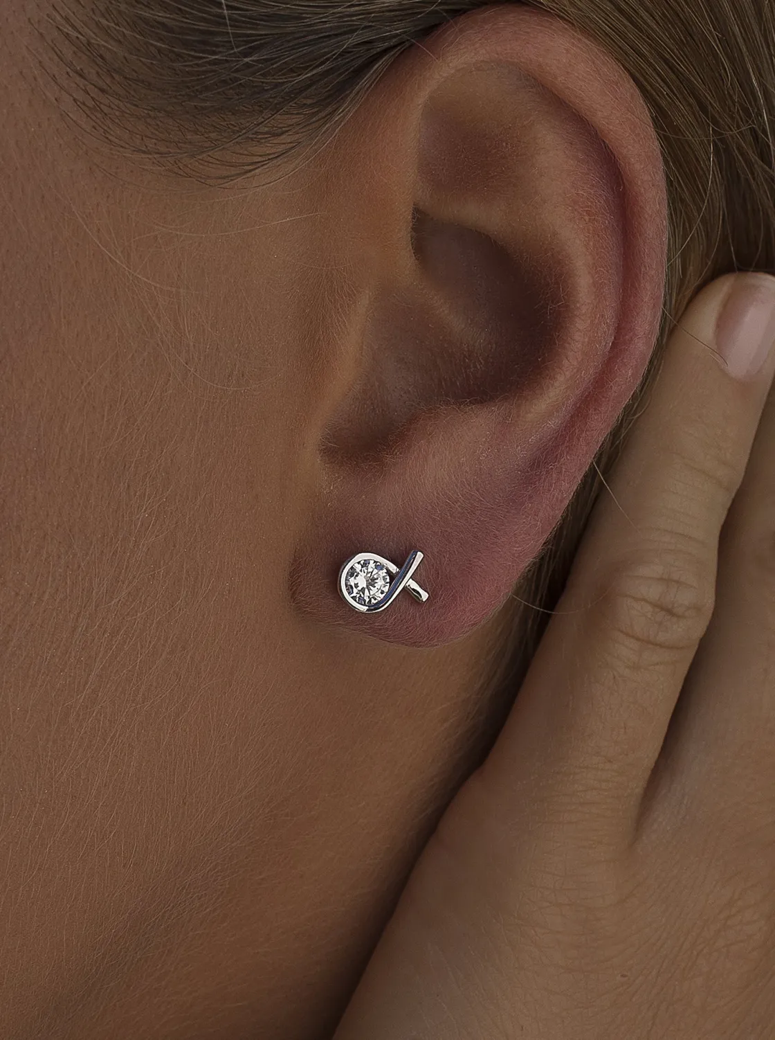 Pendientes Pequeños | LINEARGENT Pendientes botón diseño cruzado con circonita