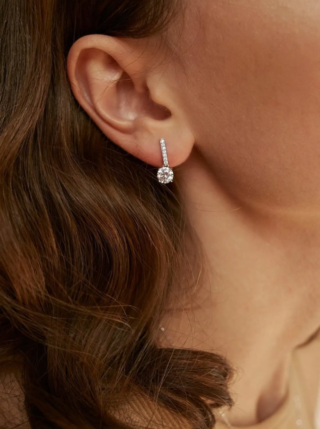 Pendientes Pequeños | LINEARGENT Pendientes brillantes pequeños diseño palo con circonita
