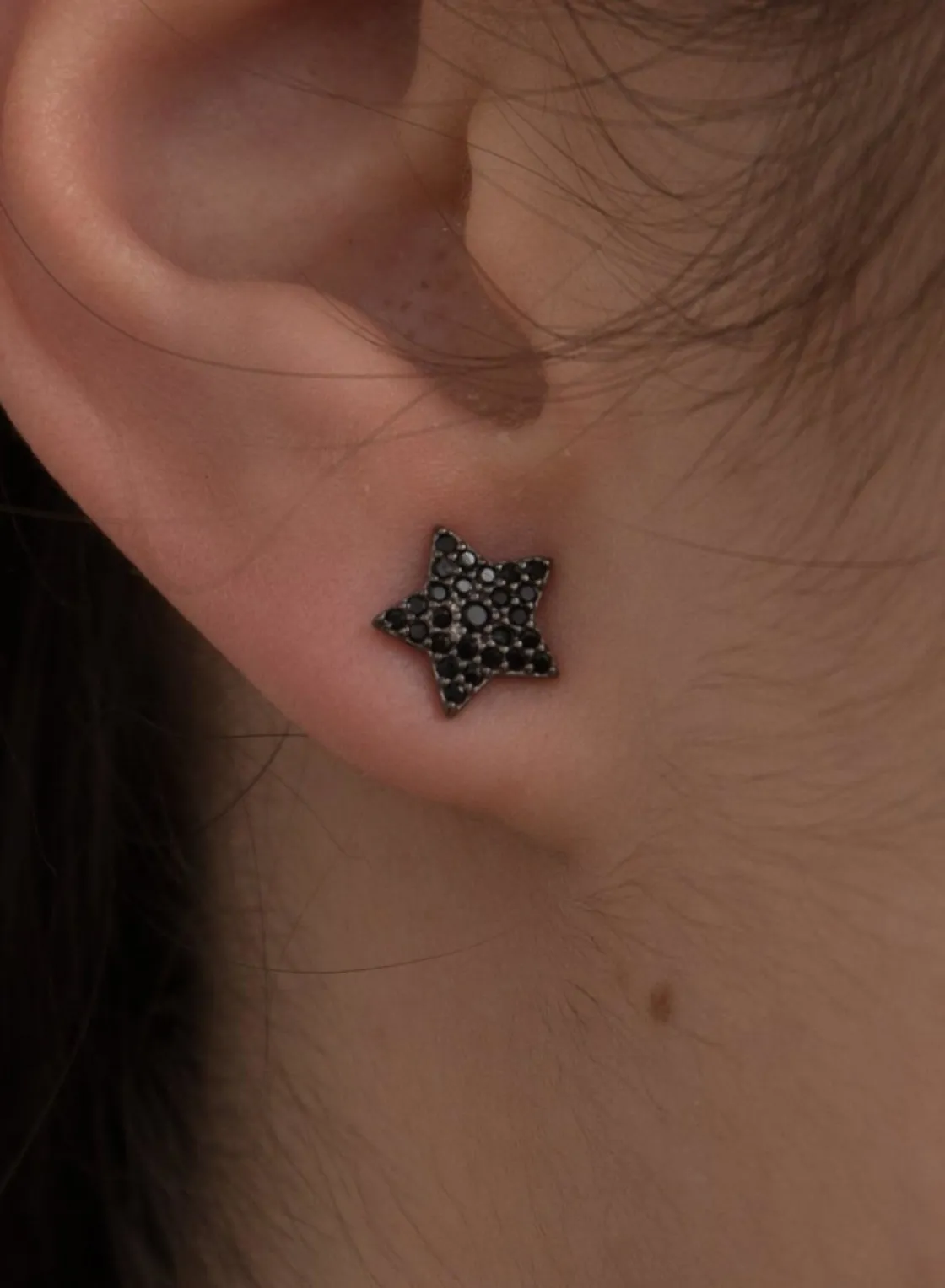 Pendientes Pequeños | LINEARGENT Pendientes brillantes pequeños motivo estrella y baño de rutenio