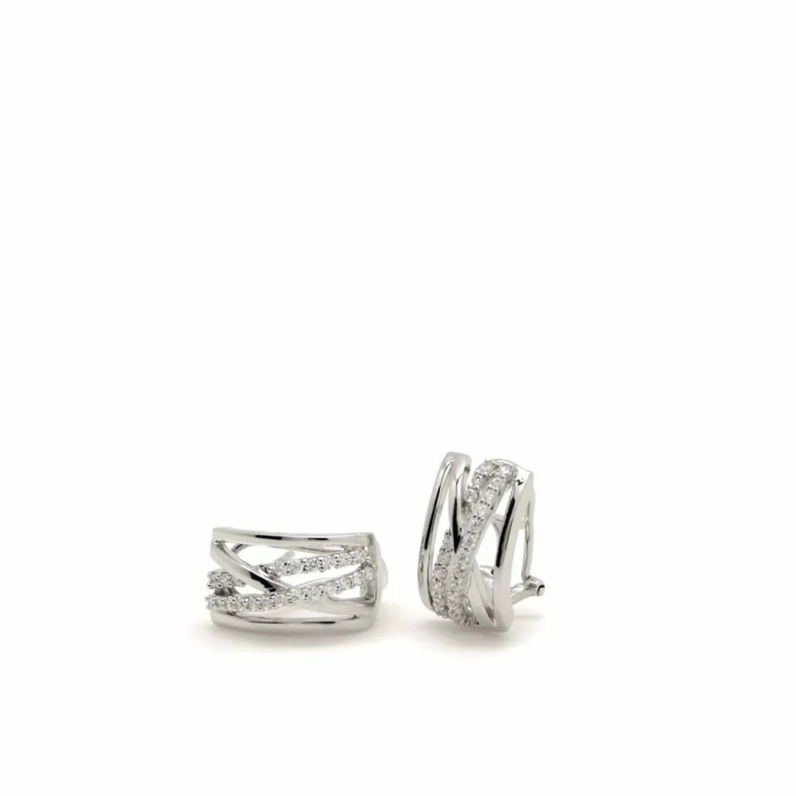 Pendientes Cierre Omega | LINEARGENT Pendientes cierre omega diseño entrelazado con carril de circonitas