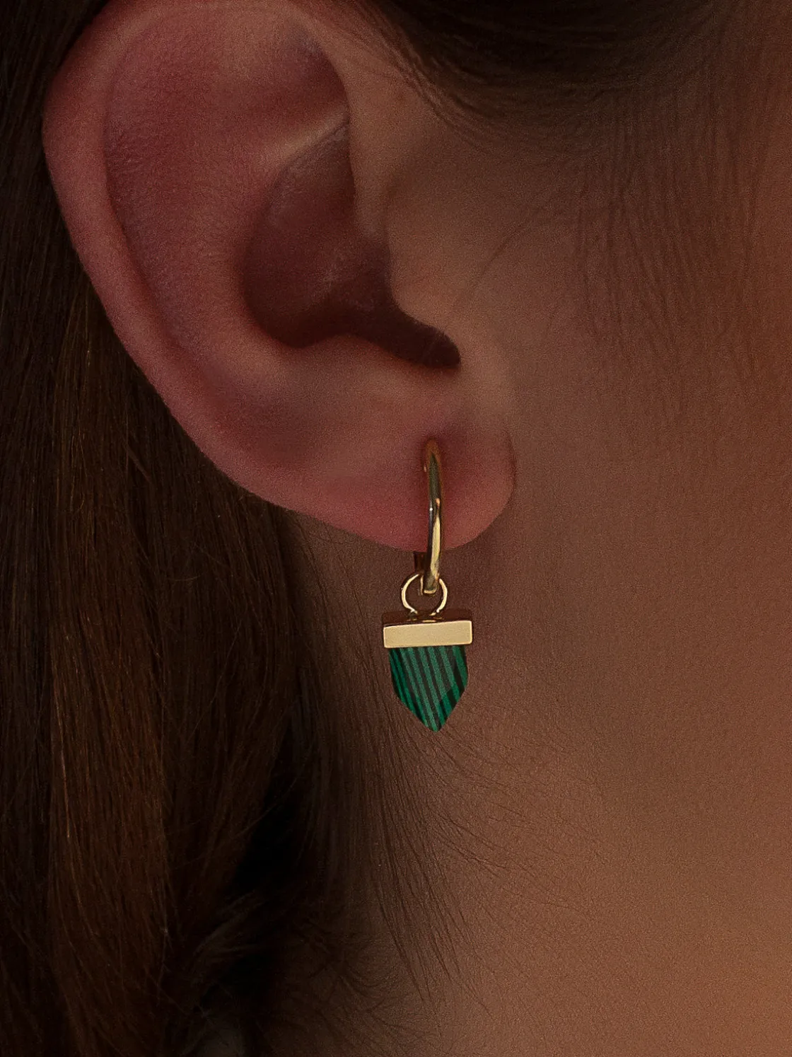 Pendientes De Piedra Natural | LINEARGENT Pendientes con colgantes diseño charm malaquita bañados en oro