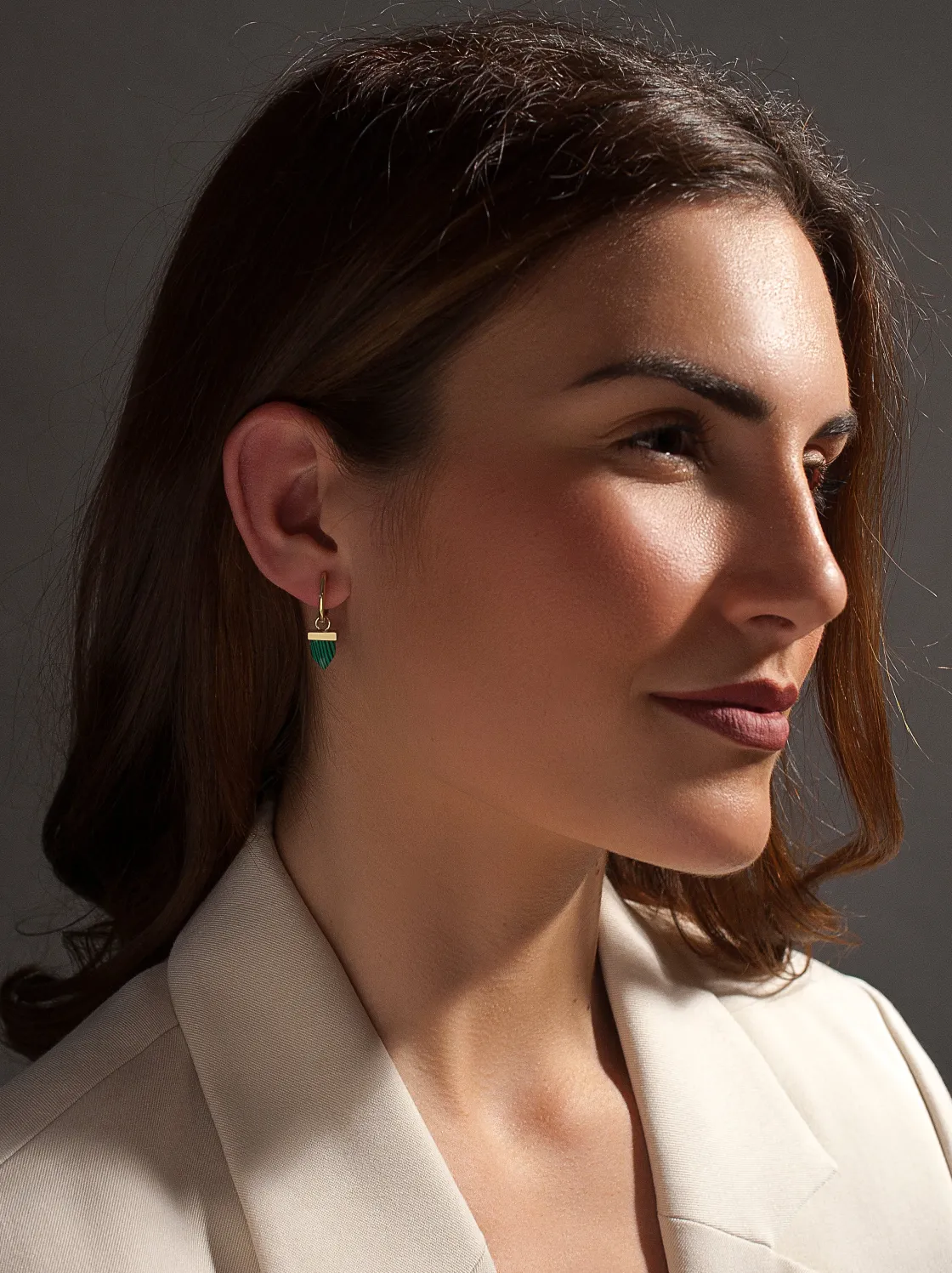 Pendientes De Piedra Natural | LINEARGENT Pendientes con colgantes diseño charm malaquita bañados en oro