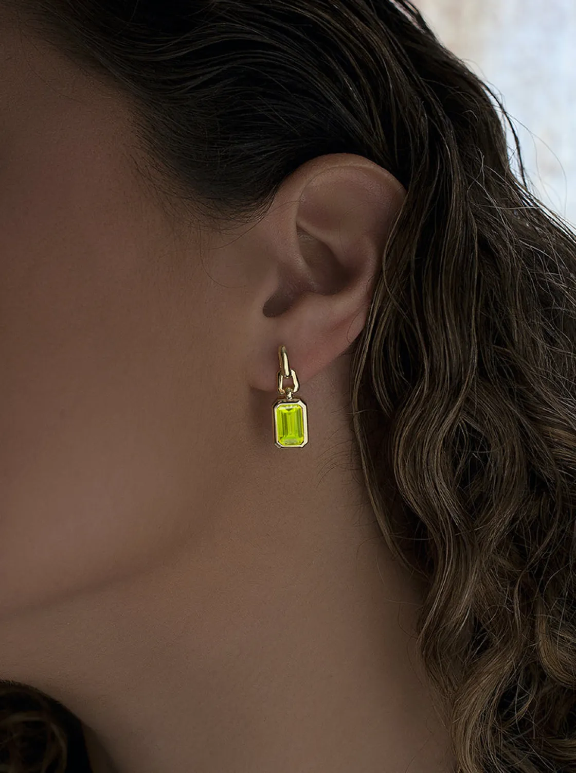 Pendientes De Piedras De Colores | LINEARGENT Pendientes con colgantes talla radiante en tono lima
