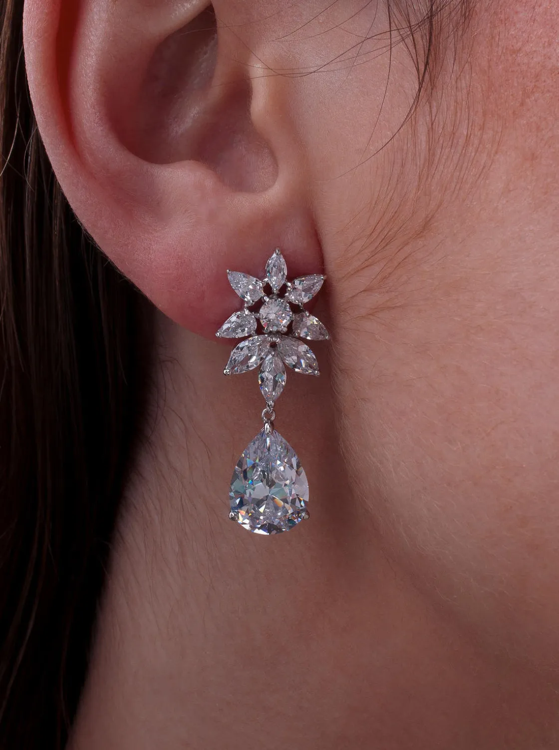 Pendientes Largos | LINEARGENT Pendientes de novia pequeños festivos con diseño floral