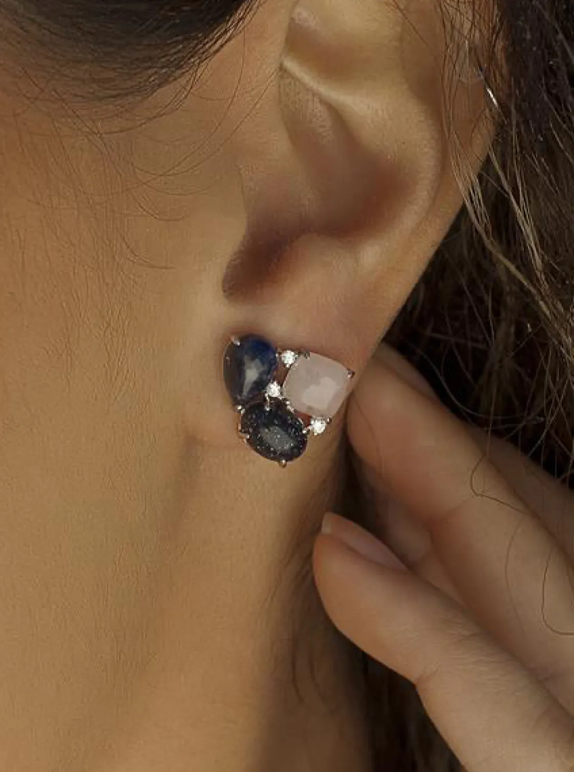 Pendientes De Piedra Natural | Pendientes Pequeños | LINEARGENT Pendientes de piedra natural diseño triangular con circonitas