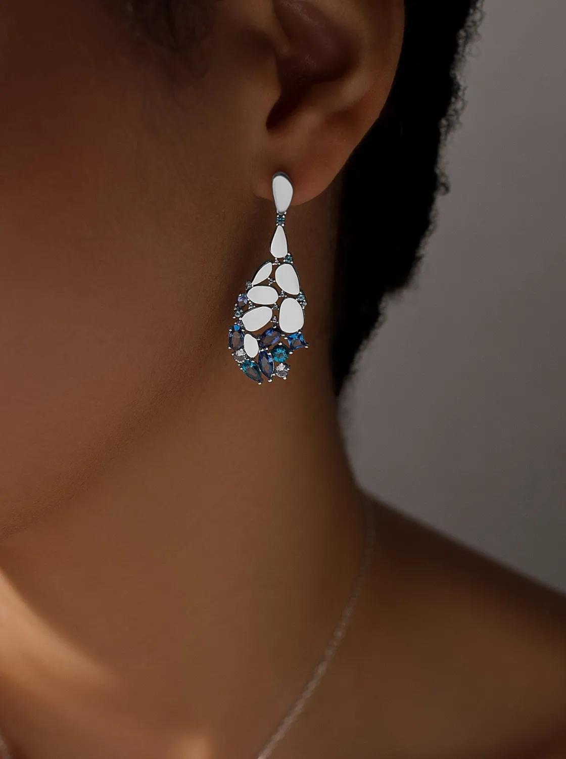 Pendientes Largos | Pendientes De Piedras De Colores | LINEARGENT Pendientes de piedras de colores de tonos azules