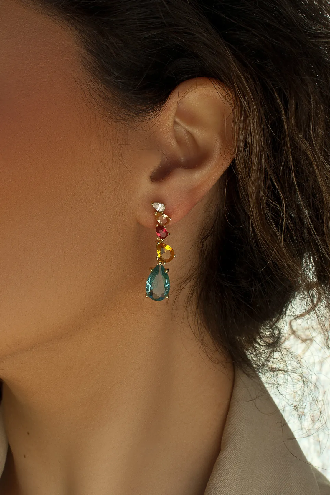 Pendientes Largos | Pendientes De Piedras De Colores | LINEARGENT Pendientes de piedras de colores diseño de cinco gemas