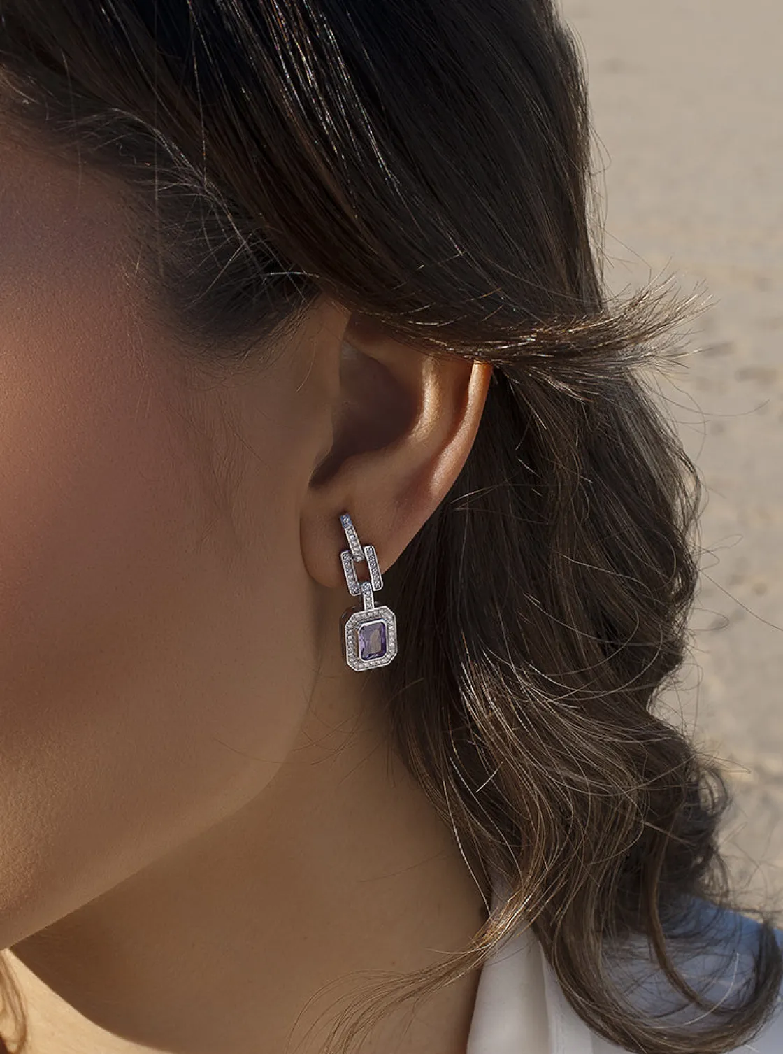 Pendientes De Piedras De Colores | LINEARGENT Pendientes de piedras de colores diseño octogonal tono lavanda