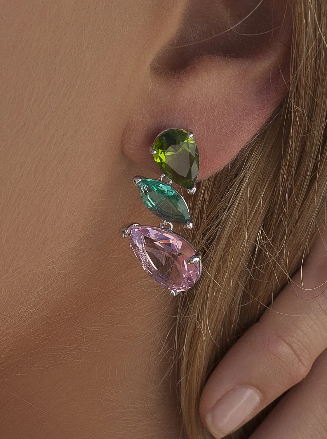 Pendientes De Piedras De Colores | LINEARGENT Pendientes de piedras de colores diseño tres gemas talla pera