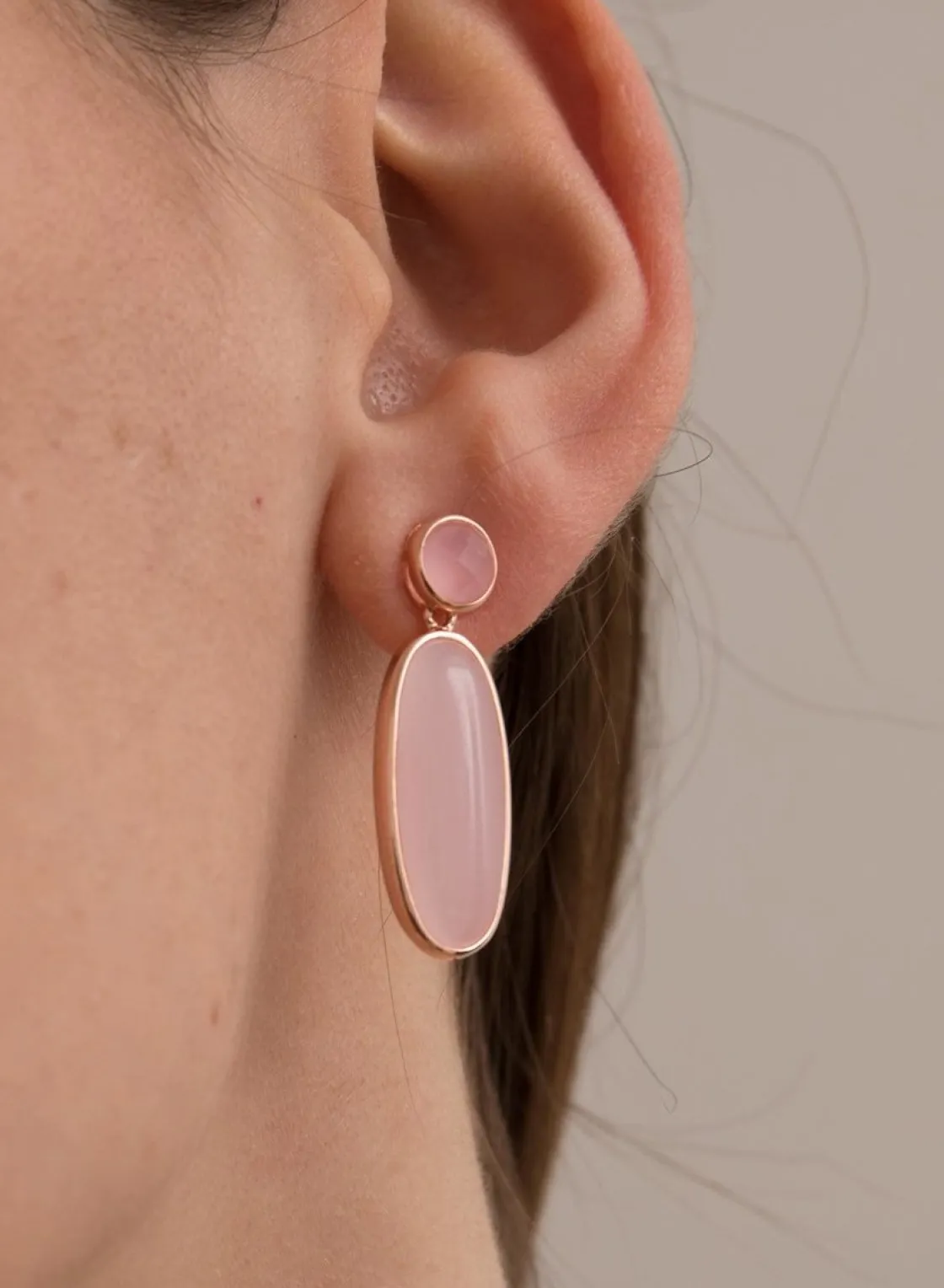 Pendientes Largos | Pendientes De Piedras De Colores | LINEARGENT Pendientes de piedras de colores plata diseño largo ovalado en rosa