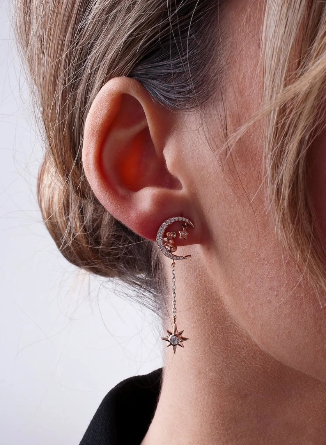 Pendientes Bicolor | Pendientes Largos | LINEARGENT Pendientes largos brillantes compuestos por motivos de luna y estrella