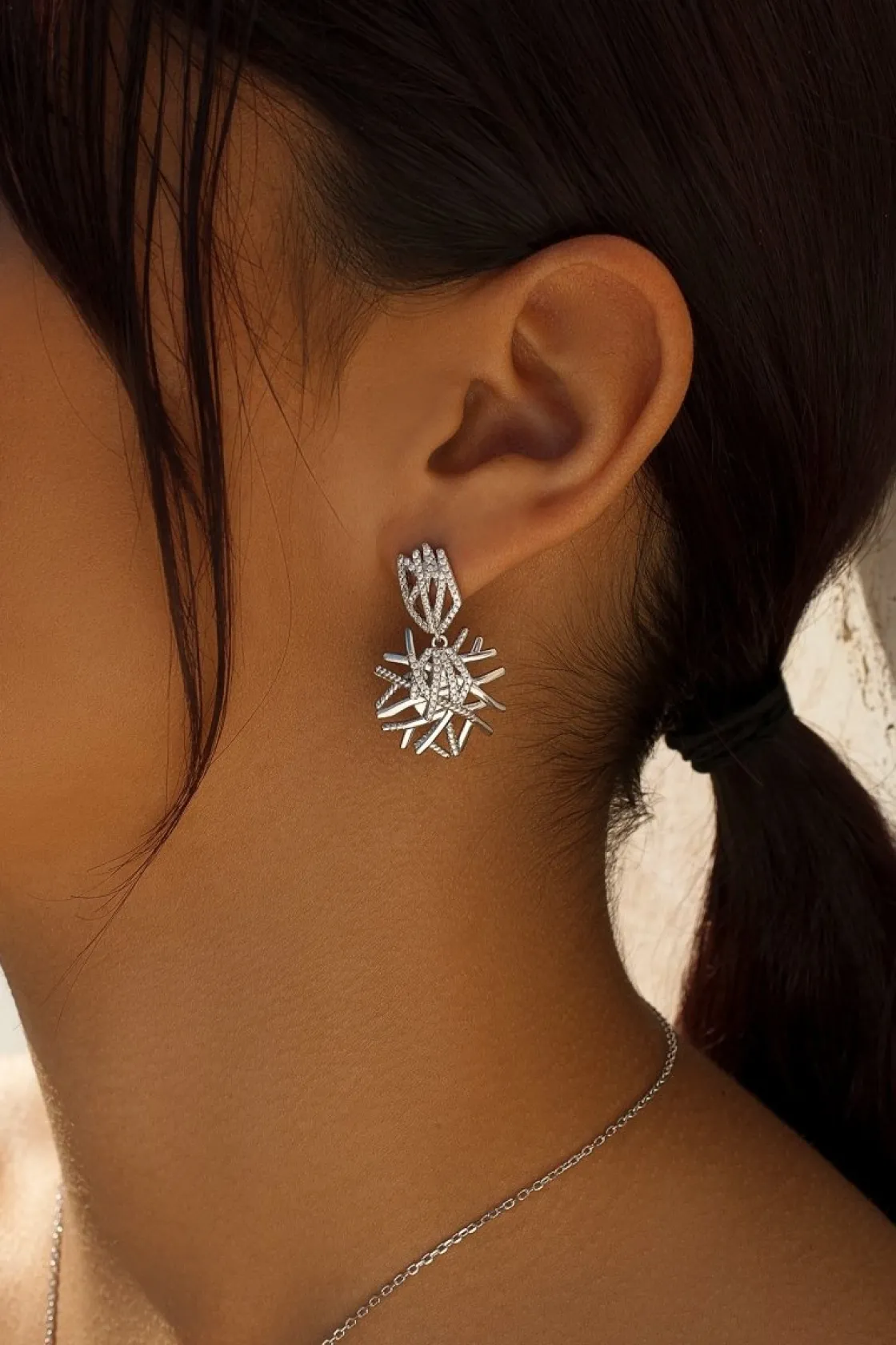Pendientes Largos | LINEARGENT Pendientes largos brillantes diseño motivo irregular y circonitas
