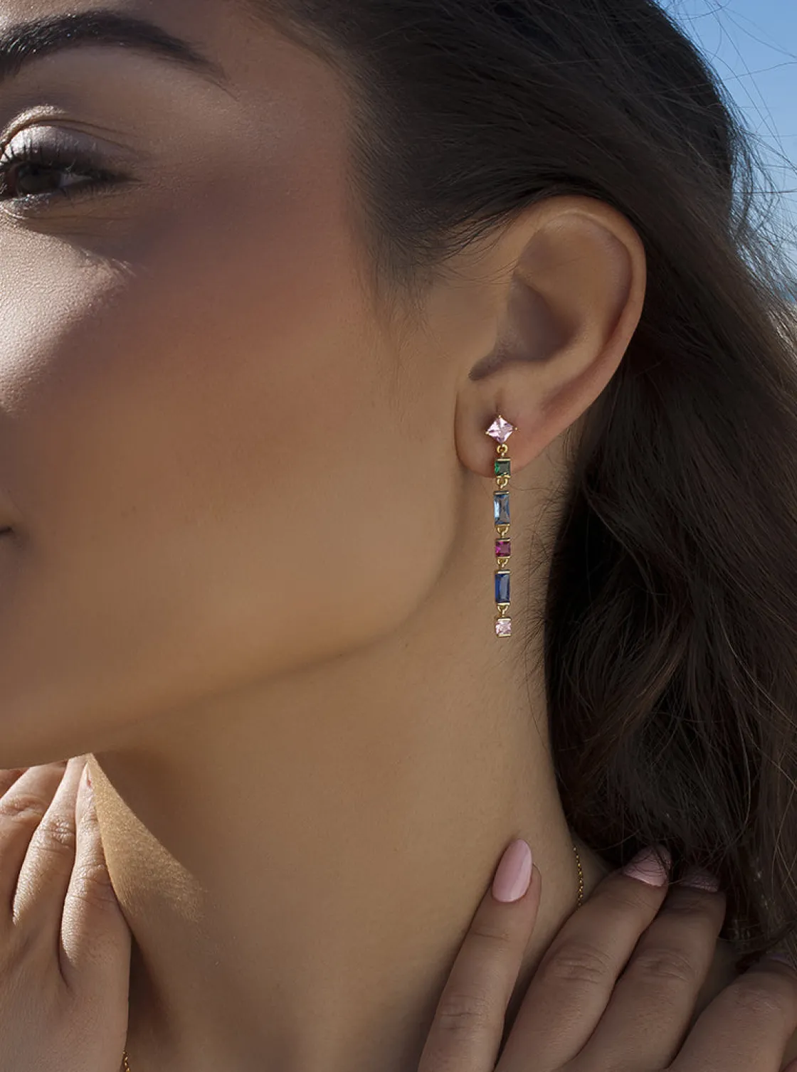 Pendientes Largos | Pendientes De Piedras De Colores | LINEARGENT Pendientes largos con gemas multicolor diferentes tallas