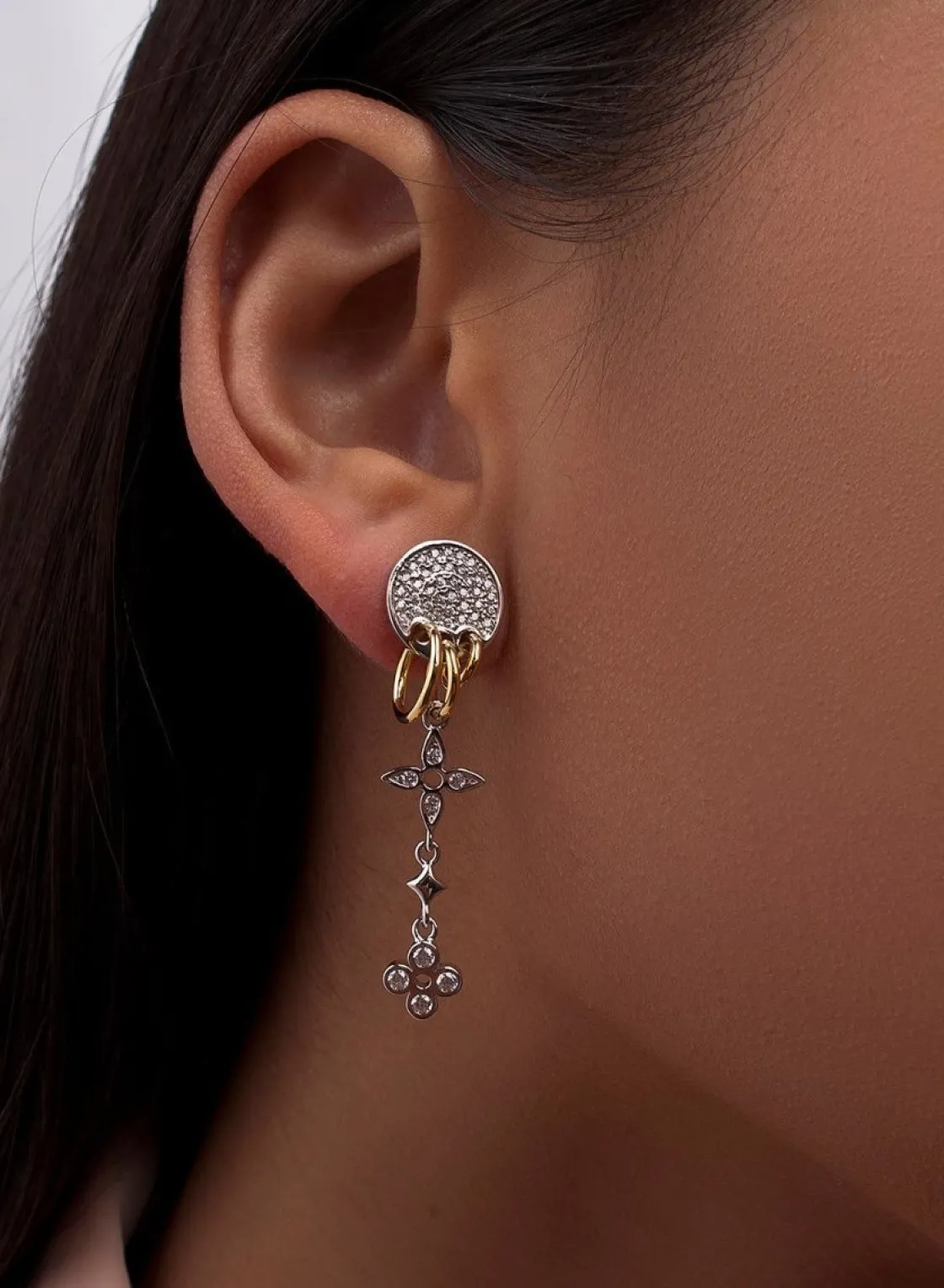 Pendientes Largos | LINEARGENT Pendientes largos finos de plata con charms de flores y circonitas