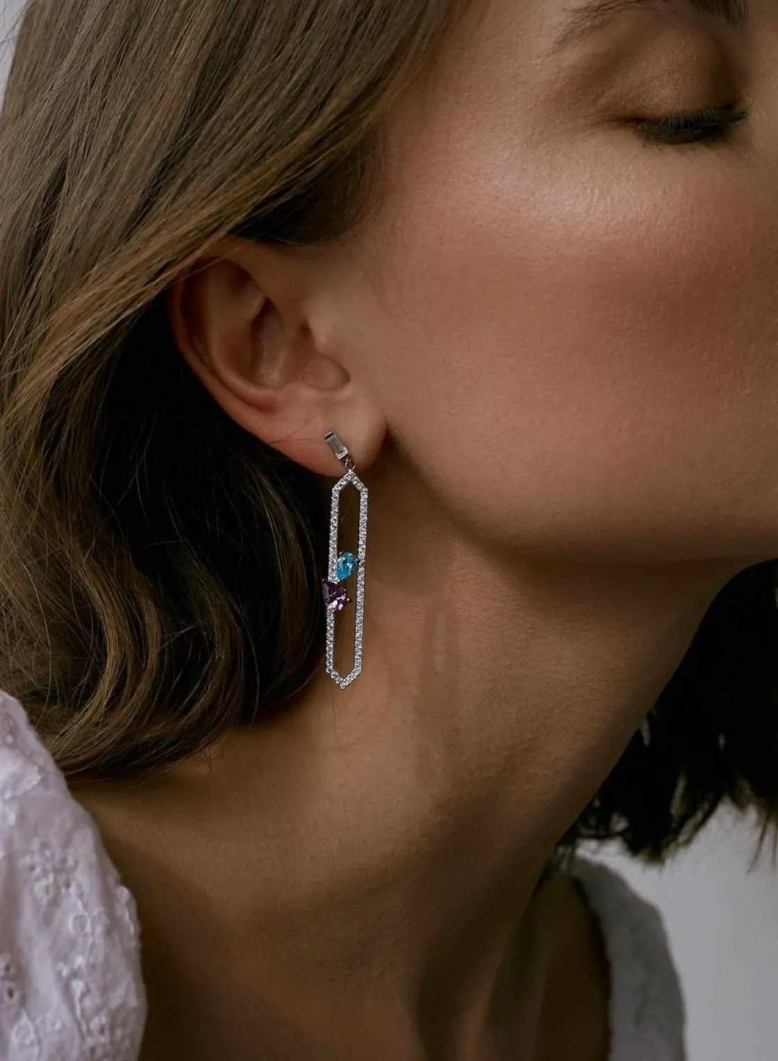 Pendientes Largos | LINEARGENT Pendientes largos finos de plata con doble gema y circonita