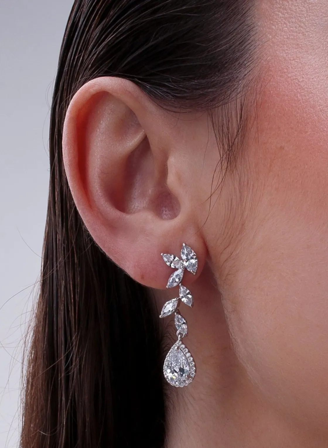 Pendientes Largos | LINEARGENT Pendientes largos novia diseño pétalos y lágrima final