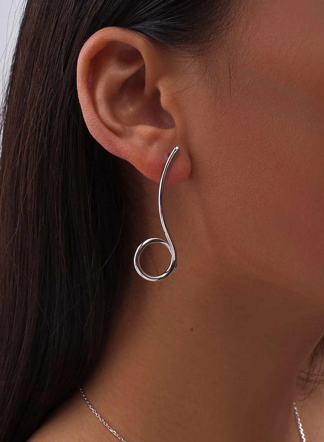 Pendientes Originales | LINEARGENT Pendientes originales de plata lisa diseño entrelazado