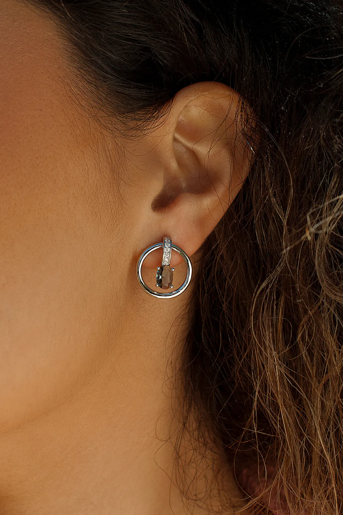 Pendientes De Piedras De Colores | LINEARGENT Pendientes originales diseño de círculo y gema central