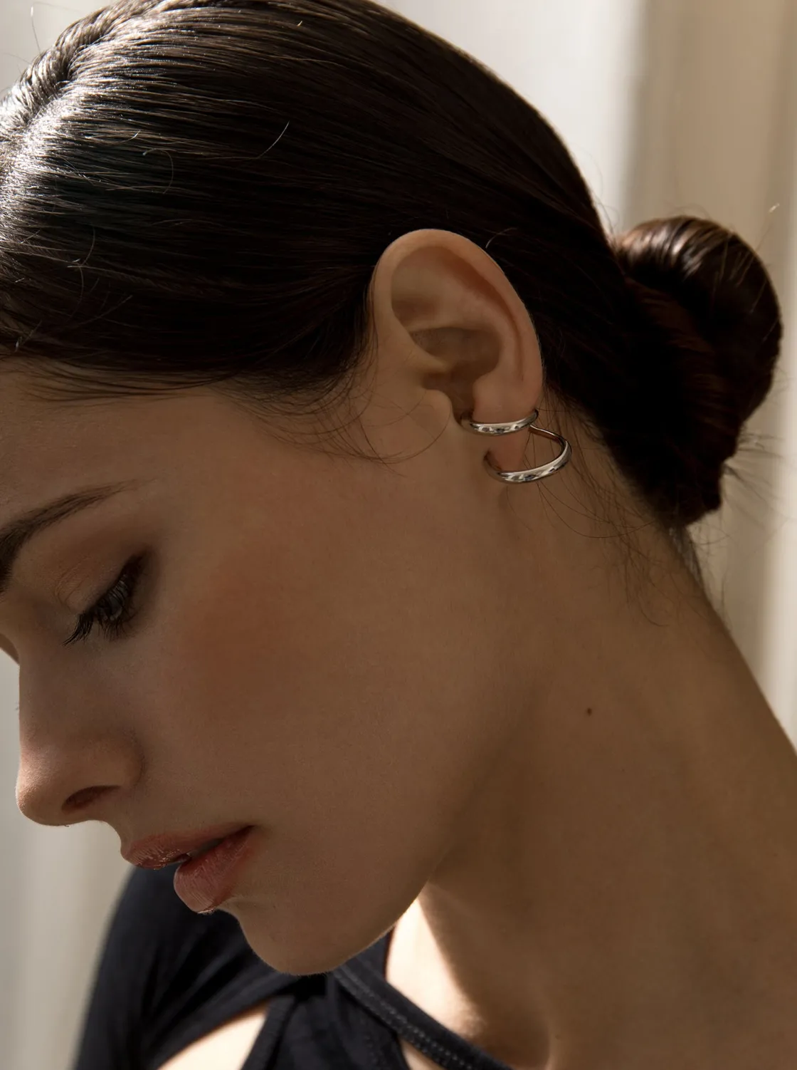 Pendientes Originales | LINEARGENT Pendientes originales diseño de doble aro soporte antitrago