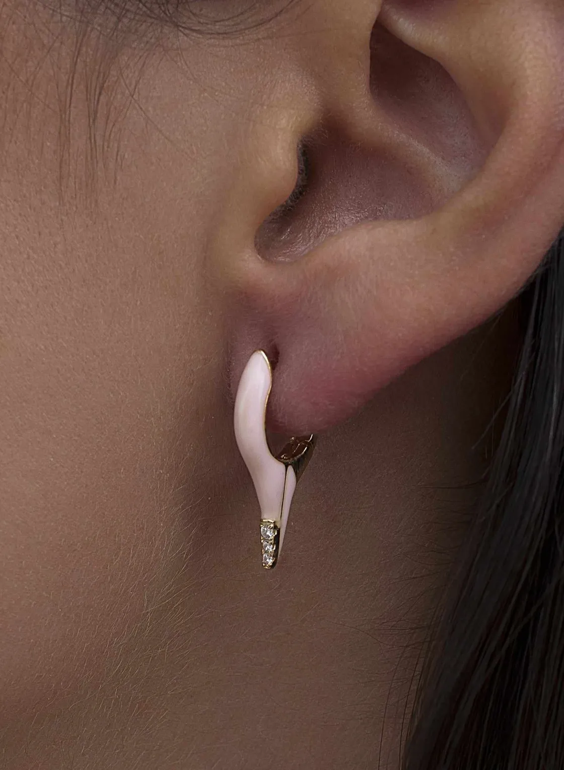 Pendientes Originales | LINEARGENT Pendientes originales plata diseño punta esmalte rosa