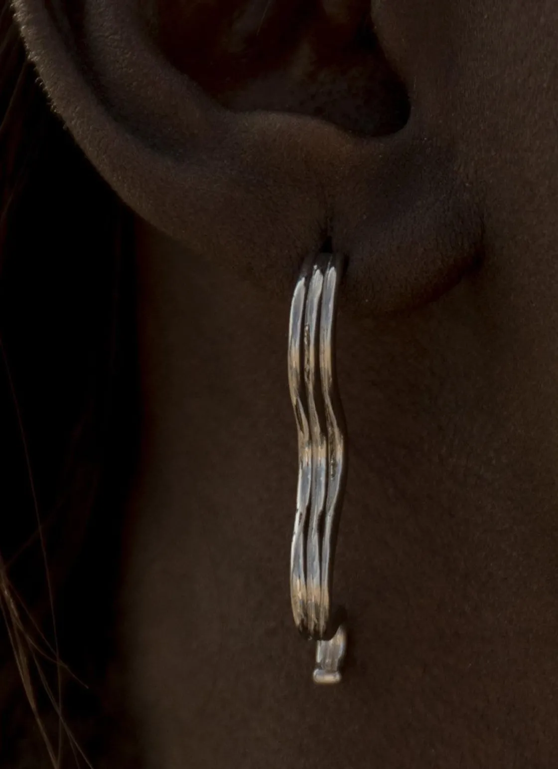 Pendientes Originales | LINEARGENT Pendientes originales plata finos curvado triple rail
