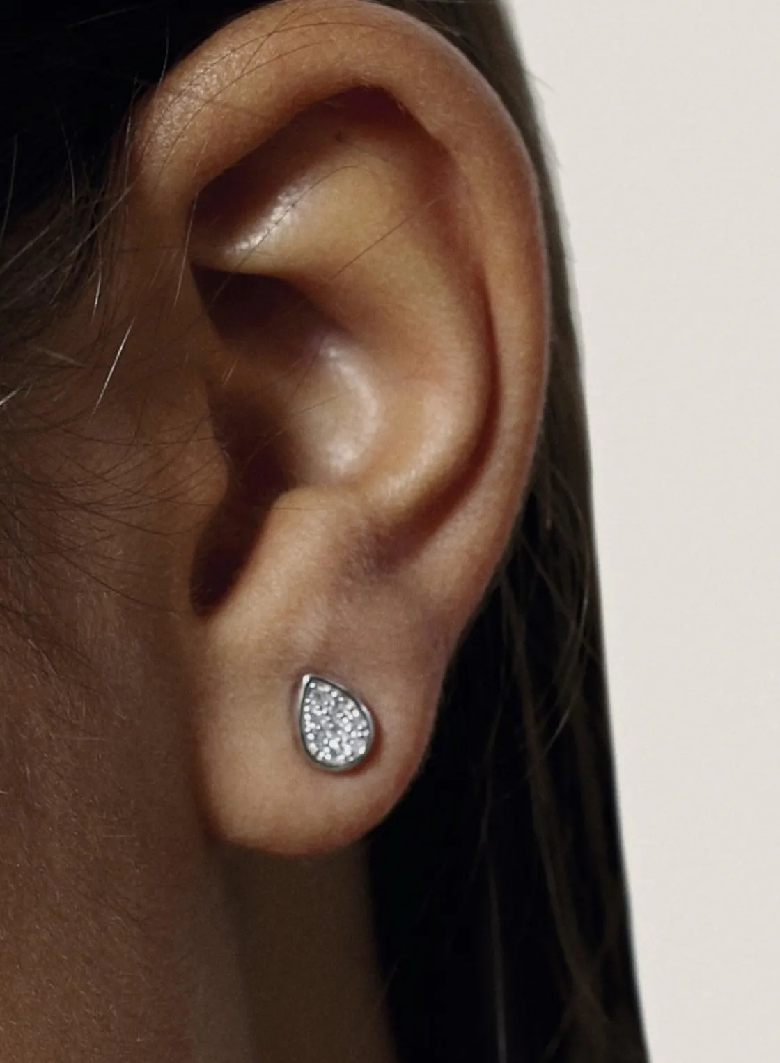 Pendientes Pequeños | LINEARGENT Pendientes pequeños brillantes plata motivo gota