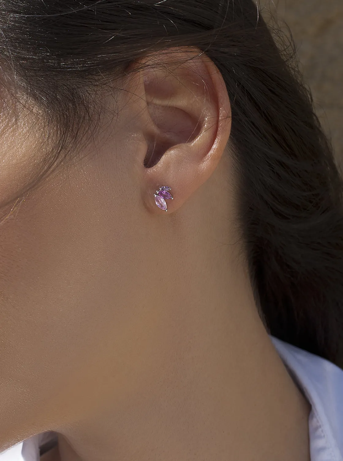 Pendientes Pequeños | LINEARGENT Pendientes pequeños con gemas en tonos rosados