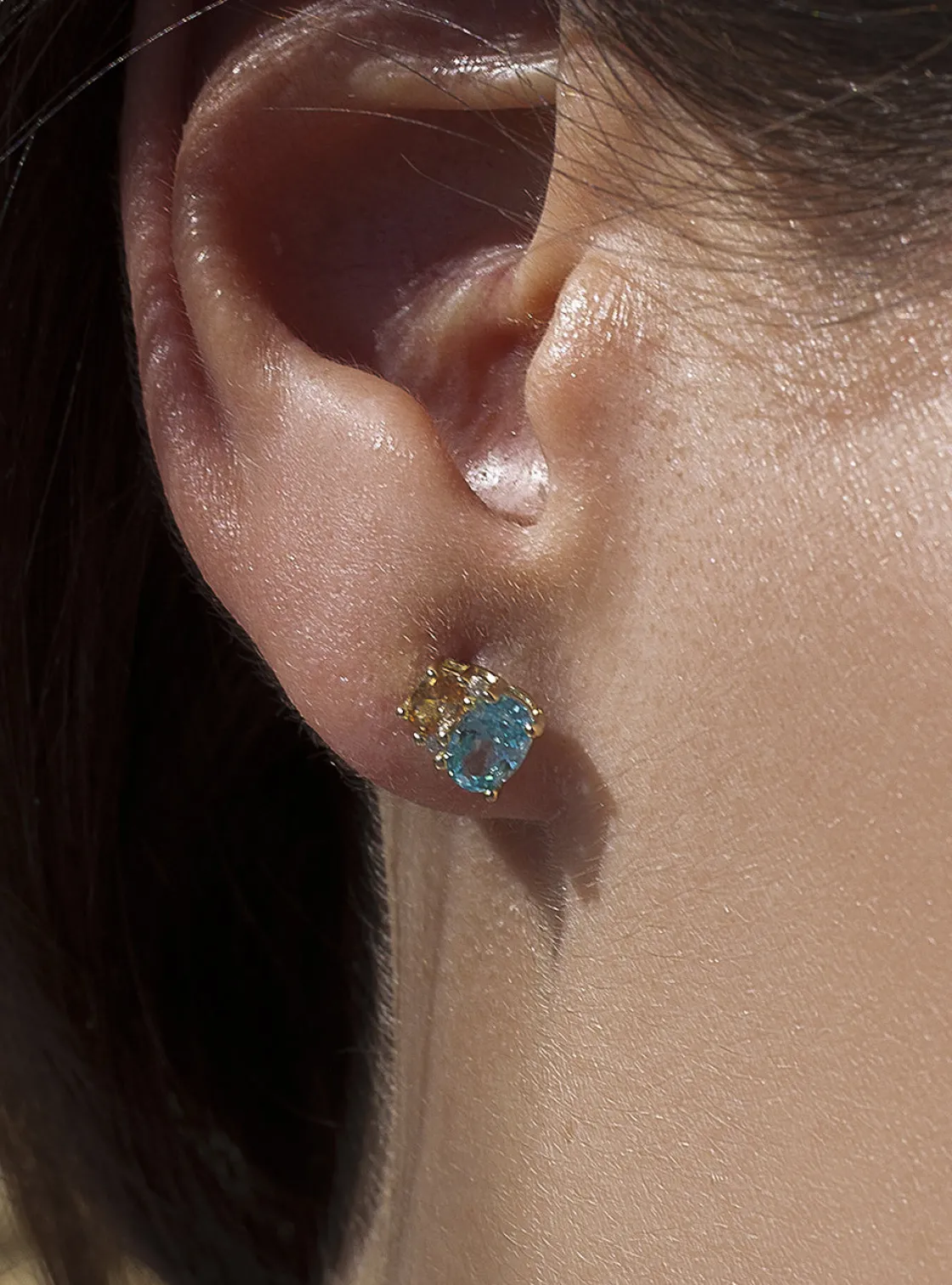Pendientes De Piedras De Colores | Pendientes Pequeños | LINEARGENT Pendientes pequeños con gemas tono aguamarina y naranja