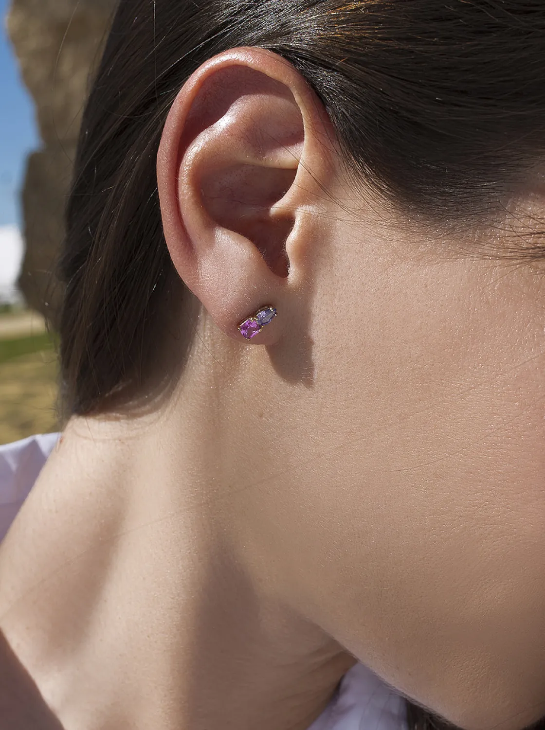Pendientes De Piedras De Colores | Pendientes Pequeños | LINEARGENT Pendientes pequeños con gemas tono fucsia y amatista
