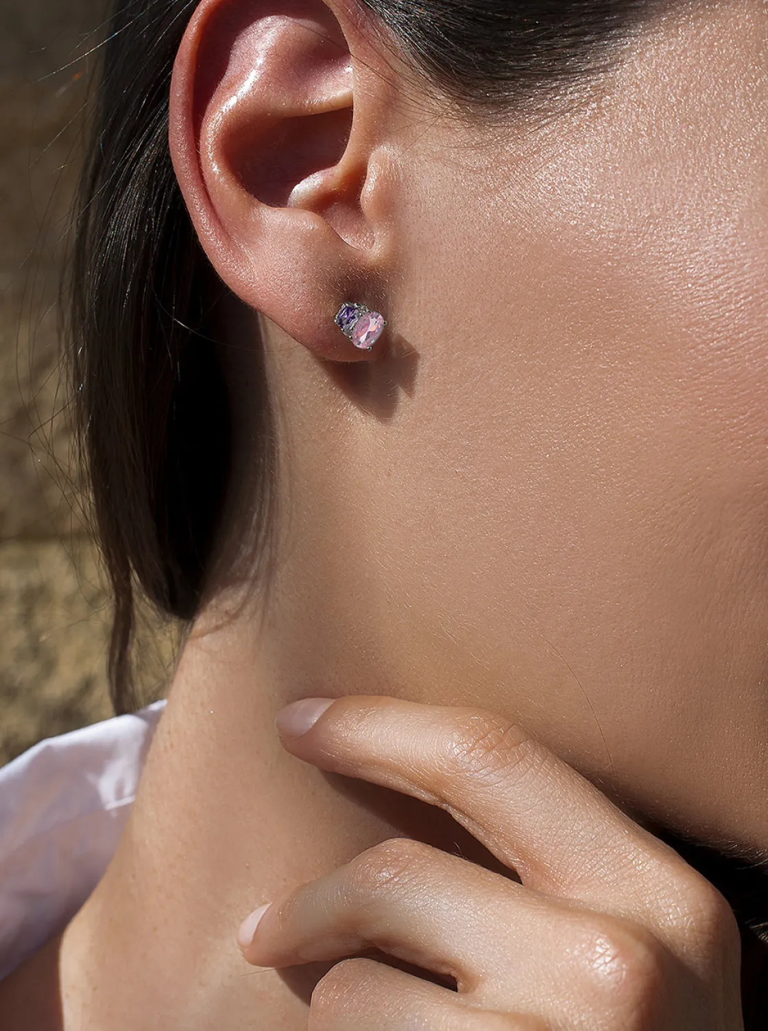 Pendientes De Piedras De Colores | Pendientes Pequeños | LINEARGENT Pendientes pequeños con gemas tono rosa y amatista