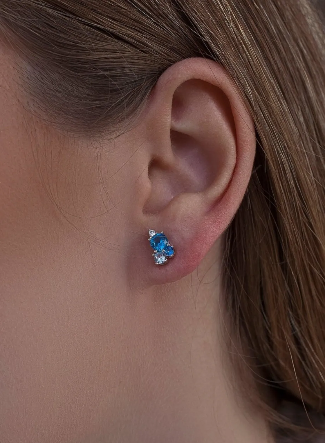 Pendientes Pequeños | LINEARGENT Pendientes pequeños de plata cuarzo adamantino azul